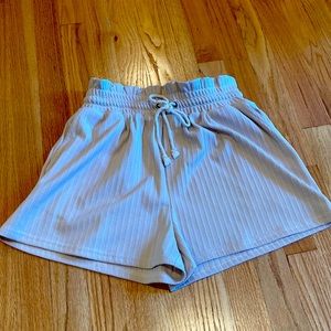 Loose fit high waist shorts